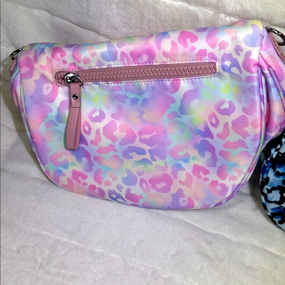 Iris & Rainbow Pink and Blue Leopard Print Best Version Crossbody Bags - Picture 2 of 8